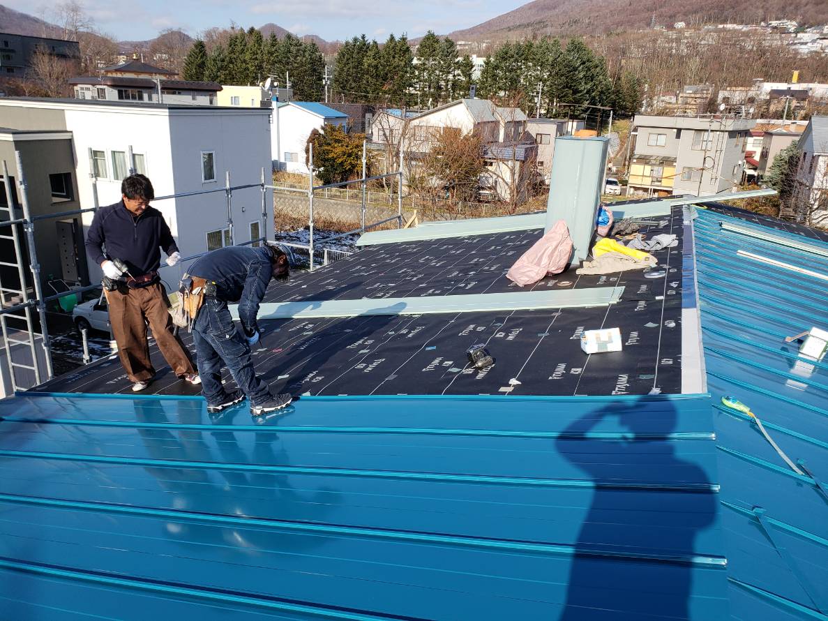 札幌市南区にて某アパートの屋根吹替工事