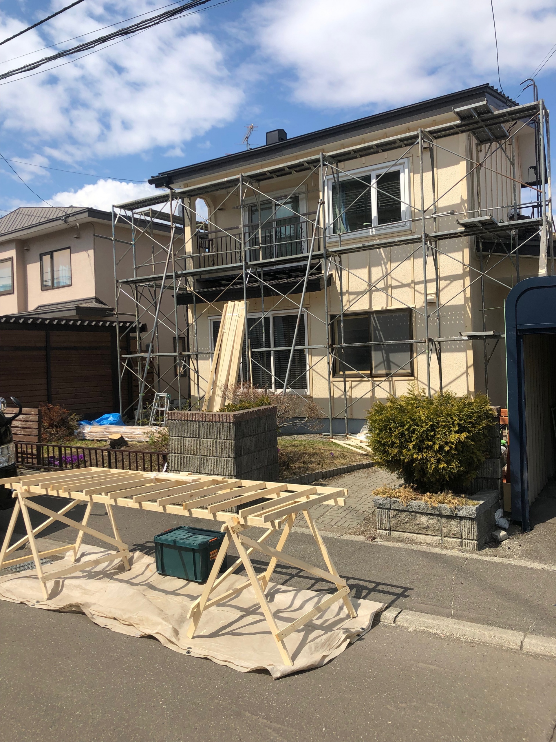 札幌市厚別区, サイディング工事、屋根塗装工事完了しました。