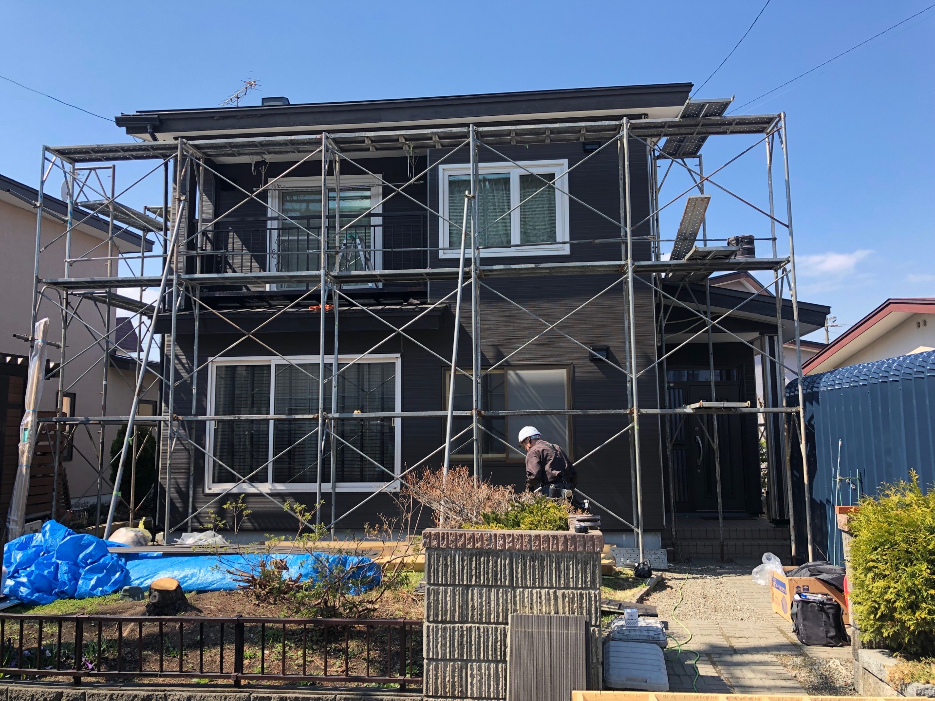 札幌市厚別区, サイディング工事、屋根塗装工事完了しました。
