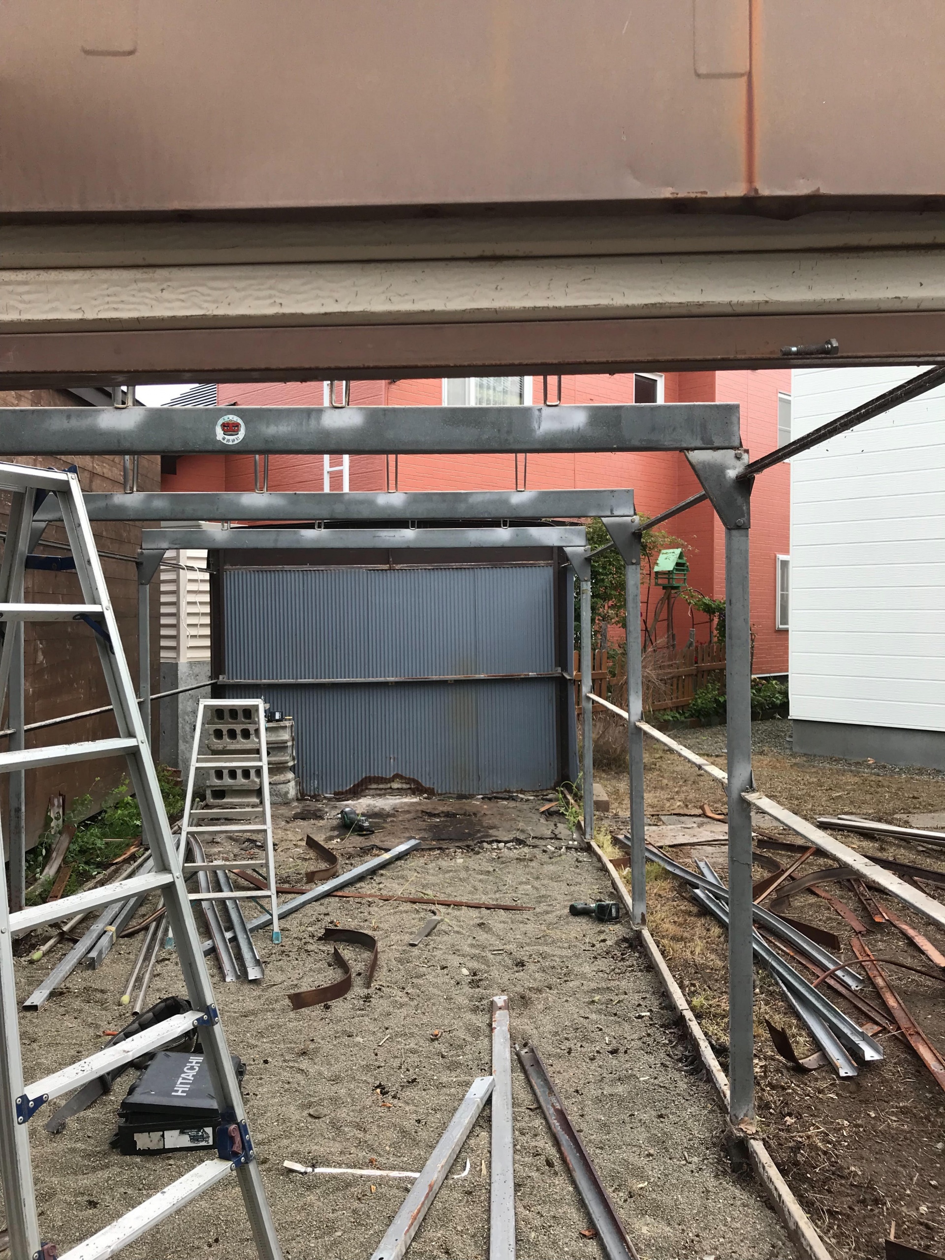 札幌市北区 車庫リフォームのガレージ解体撤去工事