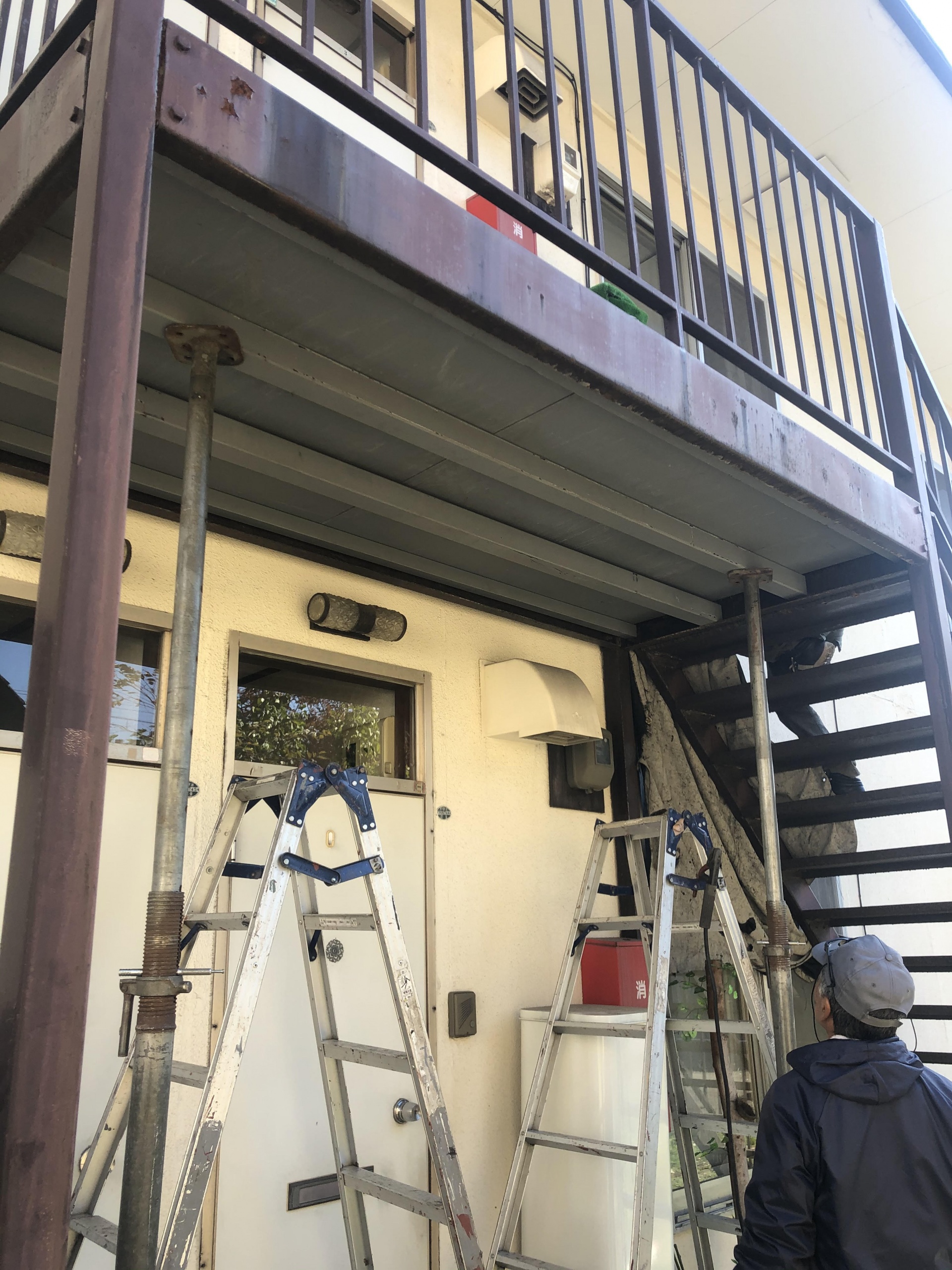 札幌市東区　外部鉄骨階段の修理